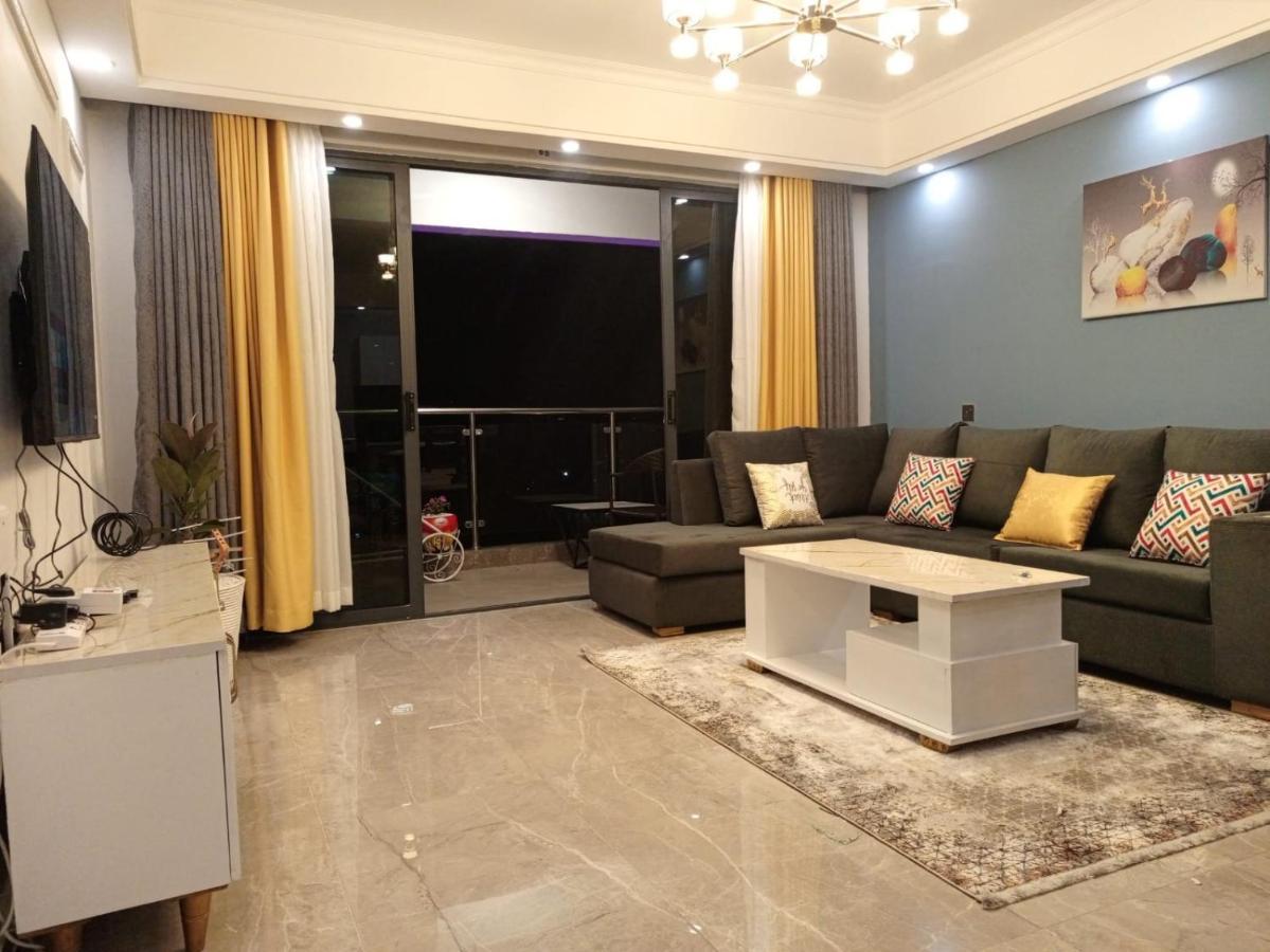 Stayrest Safari Tours New 3 Bedroom Apartments In Kilimani Nairobi With Rooftop Pool Exterior photo